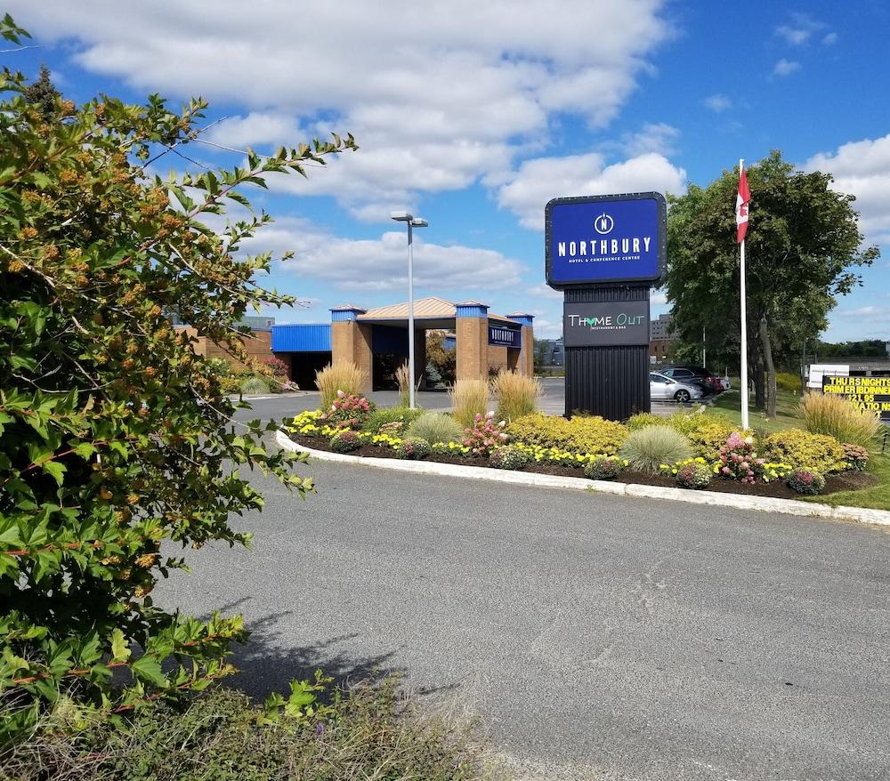 Days Inn By Wyndham Sudbury & Conference Centre Bagian luar foto